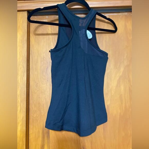 Satva Movement | NWT Black Fitted Racerback Tank Top w/ Mesh Accent X-Small - Picture 4 of 7